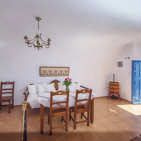 Kadia Traditional Residences Holiday home Vourvoulos