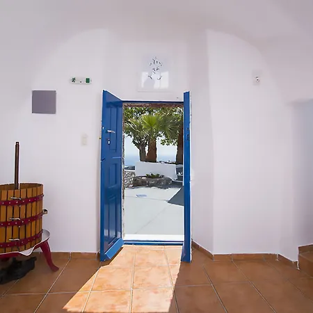Kadia Traditional Residences Vourvoulos